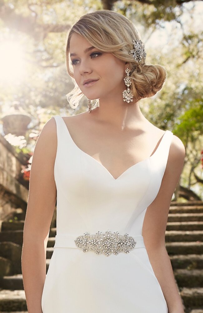 Modern Classic Wedding Dress by Essense of Australia, Style D1951