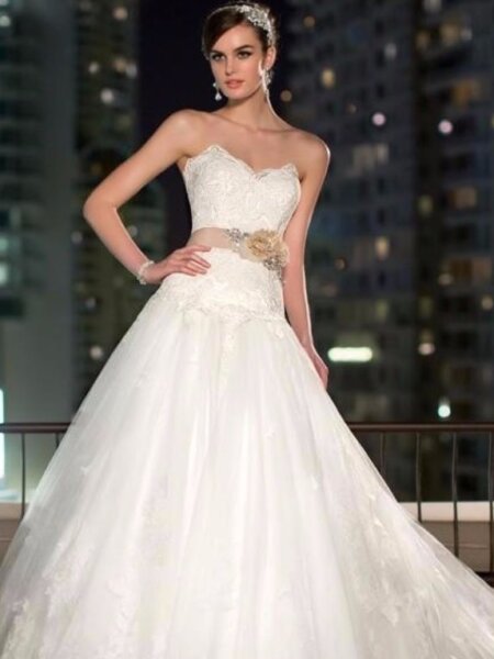 Essense of Australia D1506 wedding dress with drop waist lace bodice and ballgown tulle skirt front view.