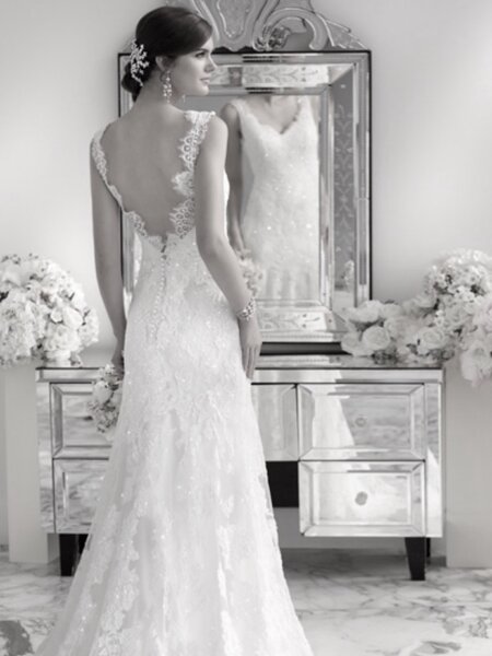 Essense of Australia fitted full lace wedding dress low back view.