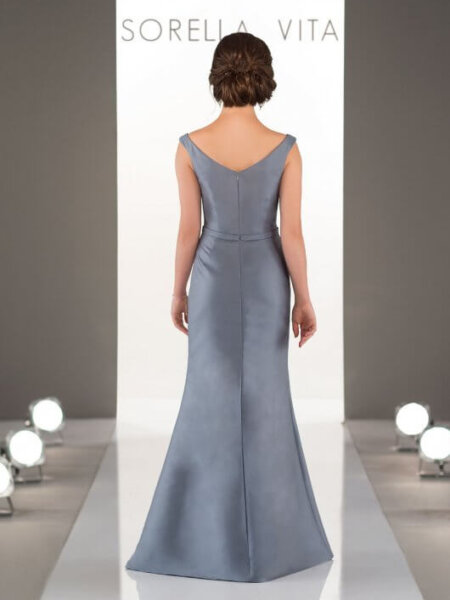 Sorella Vita 8964 fitted V neck wedding dress in blue grey size 16 high V back.