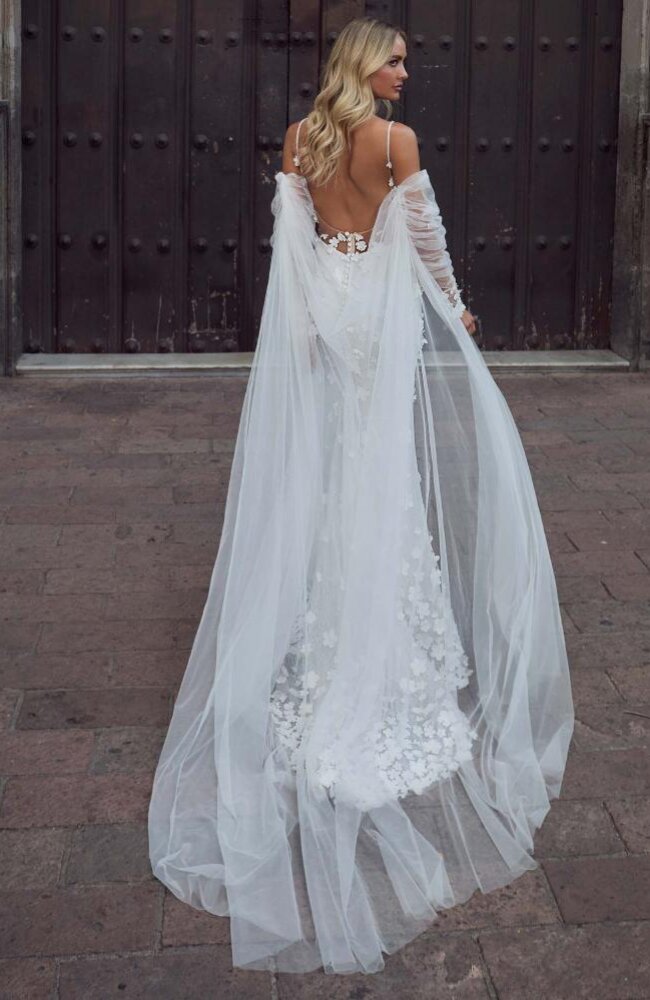 sachin and babi light blue dress Backless Wedding Dresses: The 21 Bridal Gowns + Faqs