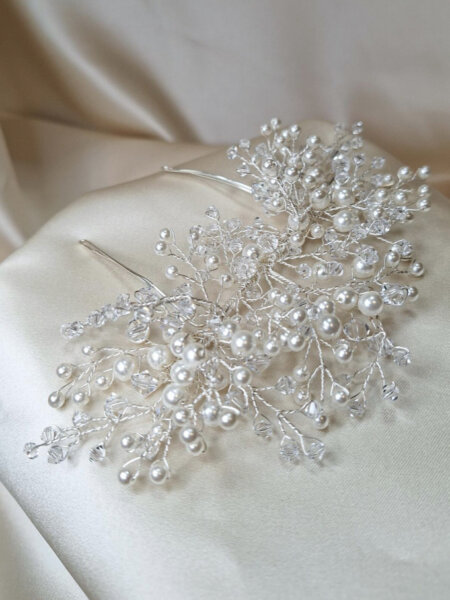 Arianna AR753 Macie pearl and crystal bridal hair comb perfect for the top of the veil and for up dos.